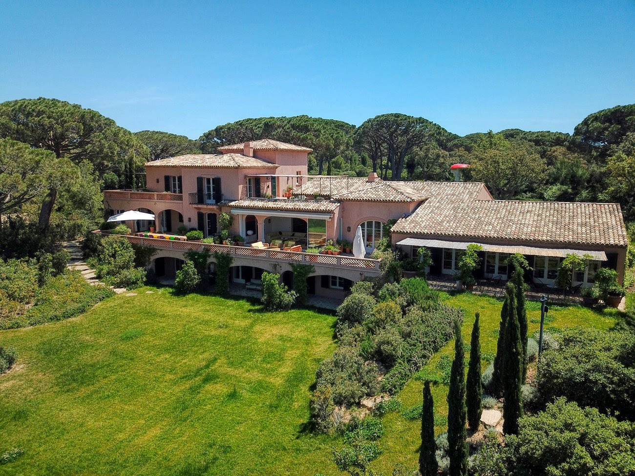Luxury villa in St. Tropez - La Joie de Vivre